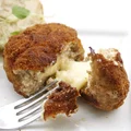 Kotlety mielone z serkiem topionym