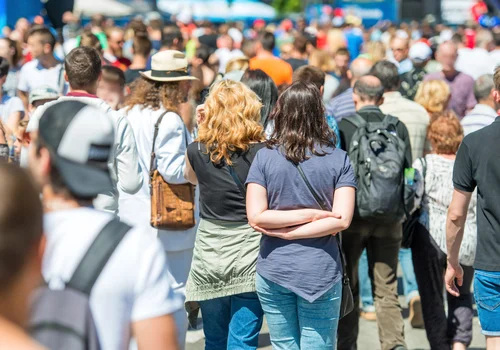 Podwyżka dla ponad 3 mln Polaków!  O tyle wzrosną wypłaty - jest decyzja rządu!