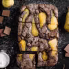 Brownie z gruszkami gotowanymi w syropie