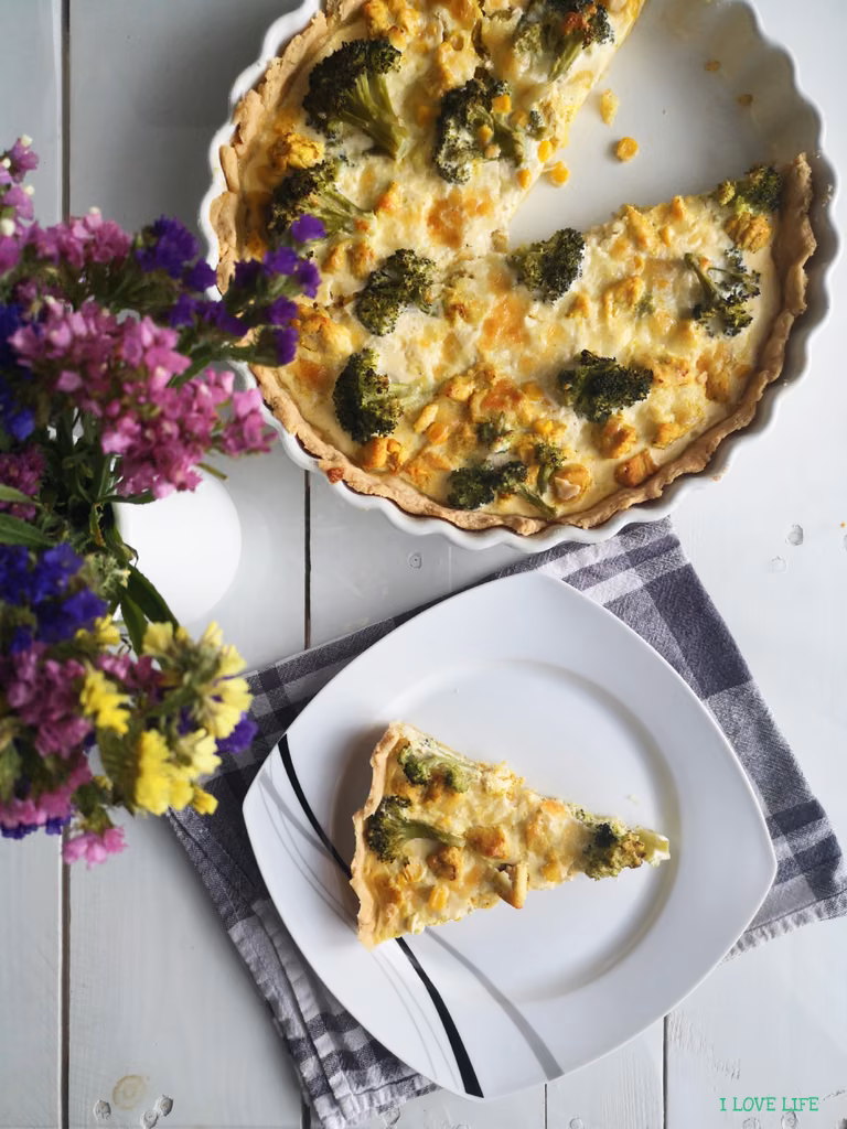 Tarta z kukurydzą i brokułami