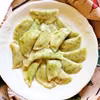 Wegańskie pierogi z jarmużem.