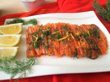 Gravlax - marynowany łosoś