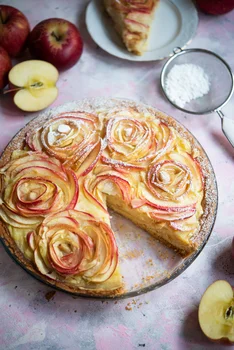 Tarta z jabłkami i budyniem!
