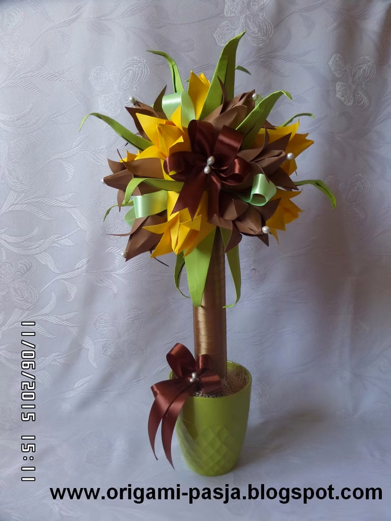 Drzewko z tulipanów - origami.