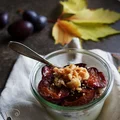 Jogurt z pieczonymi śliwkami