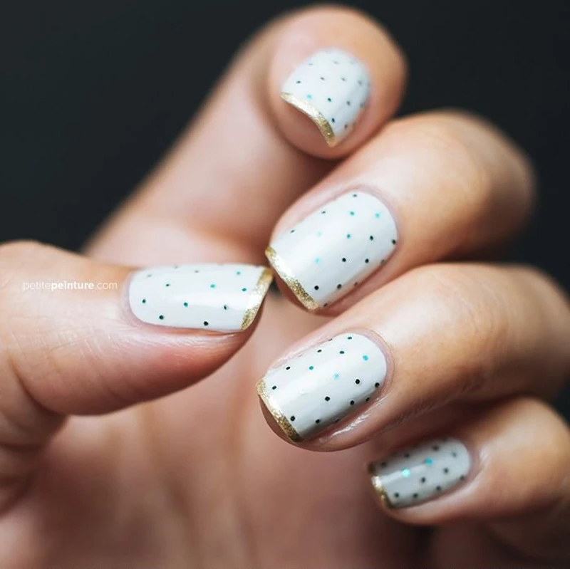 Delikatny manicure