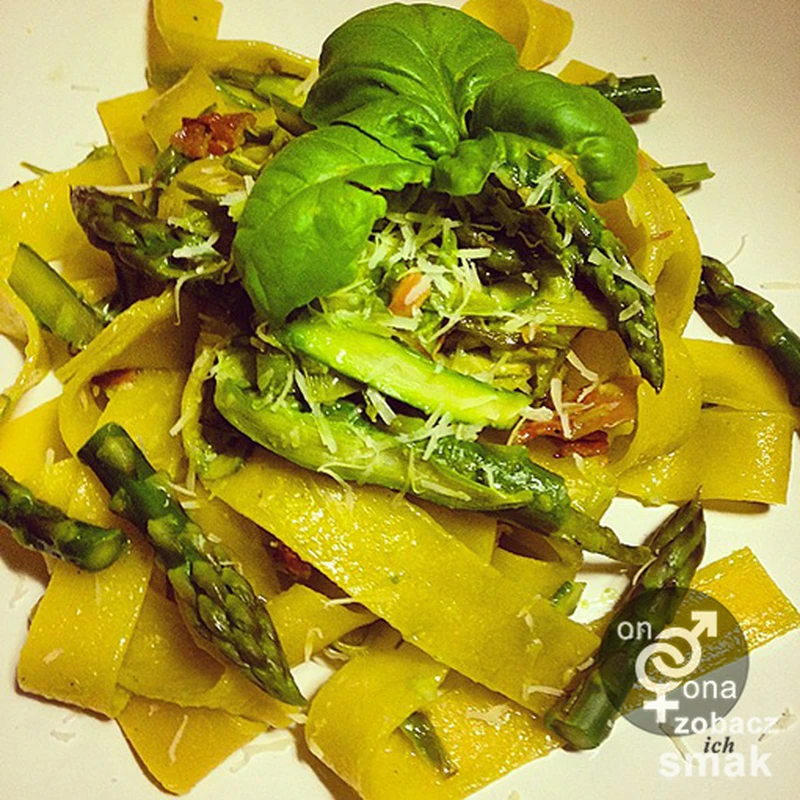 tagliatelle szparagowe