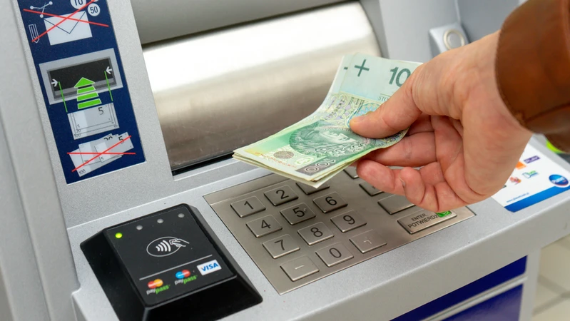 Bankomat nie wypłacił pieniędzy? Co zrobić w takiej sytuacji?