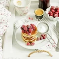 Pancakes na maślance z owocami