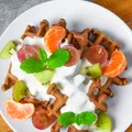 Kakaowe gofry proteinowe ze śmietaną z ricotty FIT