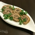Rolada z mięsa mielonego z pieczarkami