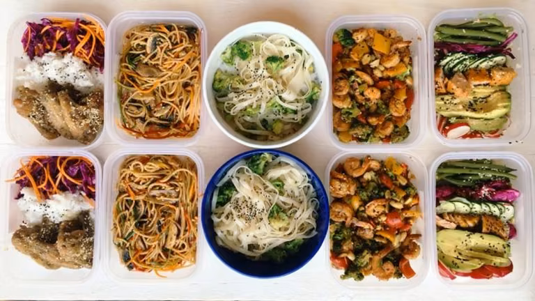 MENU NA TYDZIEŃ: DIETA Z PUDEŁKA AZJA EXPRESS