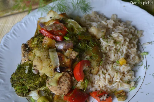 Kurczak duszony w warzywach