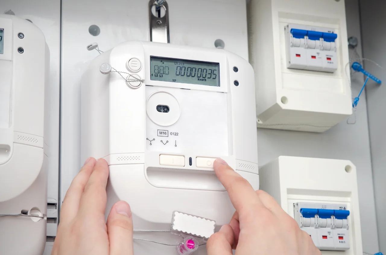 Nowe liczniki już trafiają do polskich domów! Tej zmiany nie da się uniknąć!