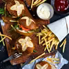 Burgery z pieczoną, soczystą wieprzowiną