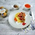 Śledzik z orzechami na marchewkowym puree