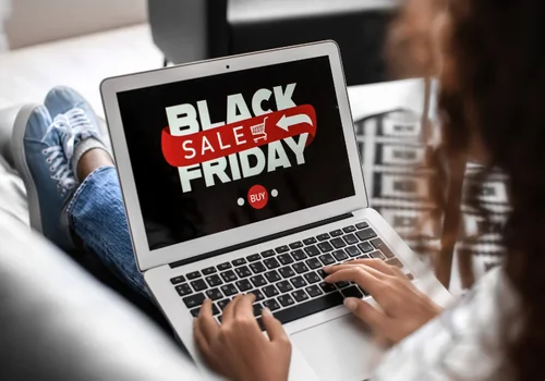 Uważaj na promocje w Black Friday! Pomimo nowych przepisów, sprzedawcy wciąż stosują te sztuczki!