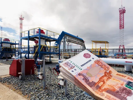 Putin podpisał dekret! Rosyjski gaz dla zagranicznych klientów płatny tylko w rublach!