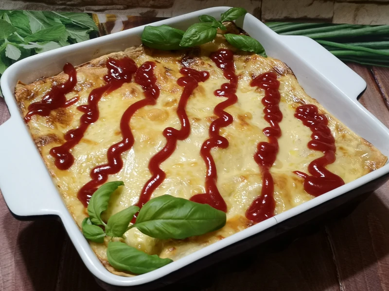 Lasagne z indykiem i warzywami