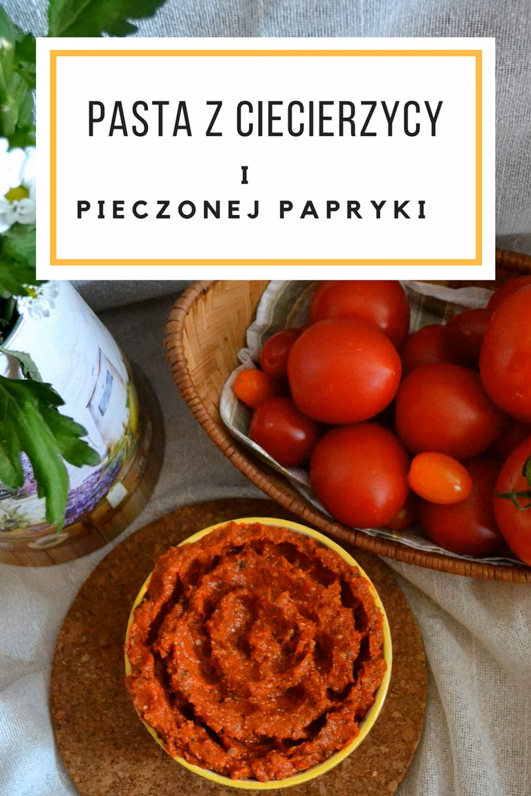 PASTA Z CIECIERZYCY I PIECZONEJ PAPRYKI