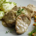 Polędwiczka w sosie chrzanowo-winnym