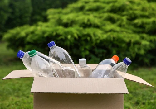 Rząd rozszerzy system kaucyjny? Na liście nowe opakowania!