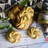 BUŁECZKI Z PESTO Z BAZYLII