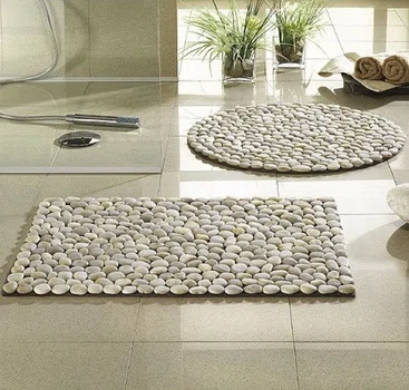 Kamienny dywanik łazienkowy