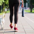 Idziesz z psem na spacer? Pamiętaj o TEJ rzeczy w upały!