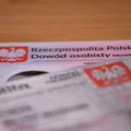 Te roczniki muszą wymienić dowód w 2025 r.! Za brak nowego dokumenty grozi wysoka kara