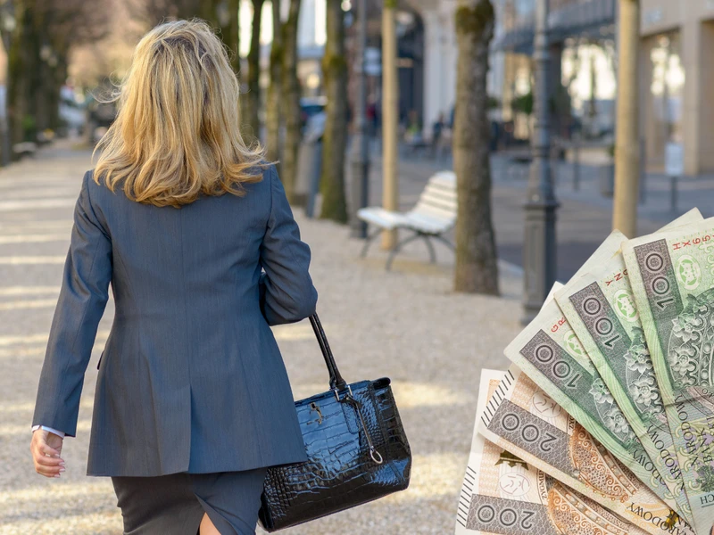Ponad 100 tys. zł za zaległe nadgodziny! Ten wyrok sądu to nadzieja dla tysięcy pracowników!