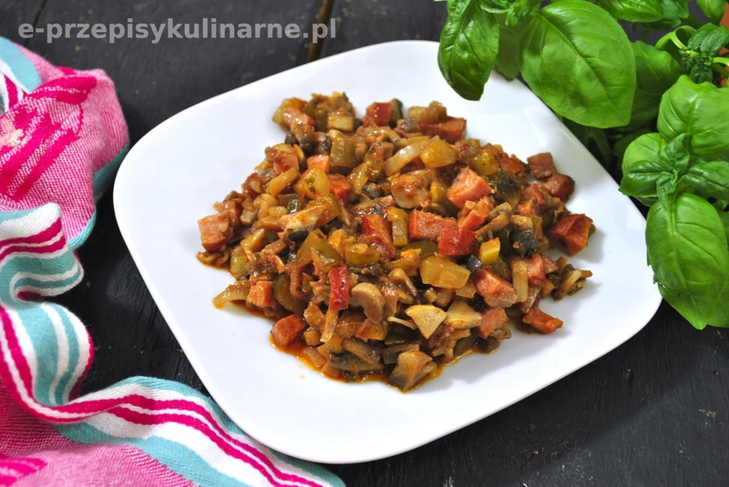 bigos z pieczarek
