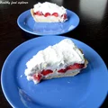 Fit tarta kokosowa z truskawkami