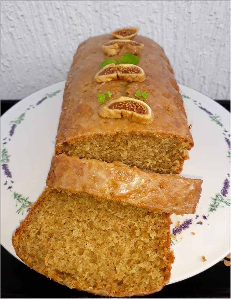 Korzenne ciasto pomarańczowe