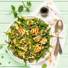 Szparagi z grillowanym serem halloumi i miętą