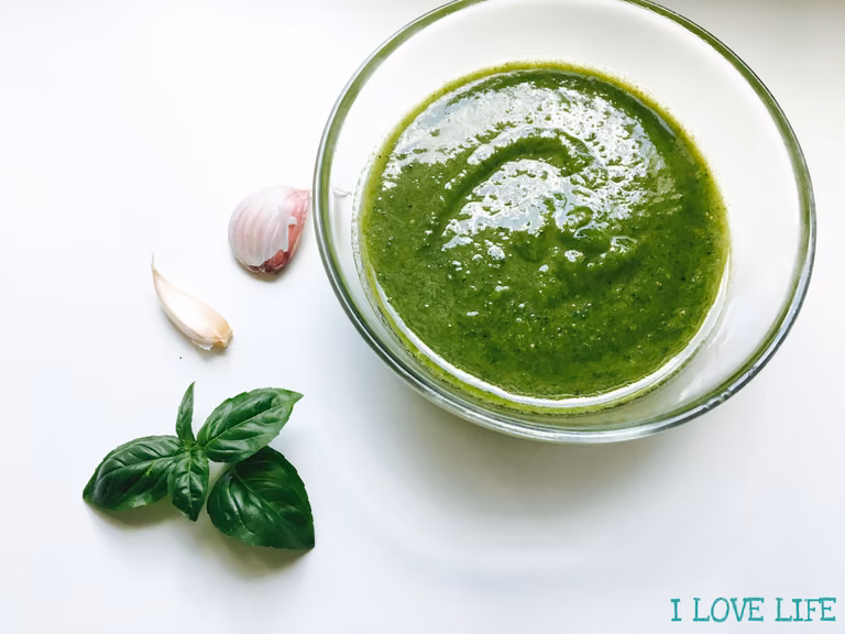 Pesto bazyliowe
