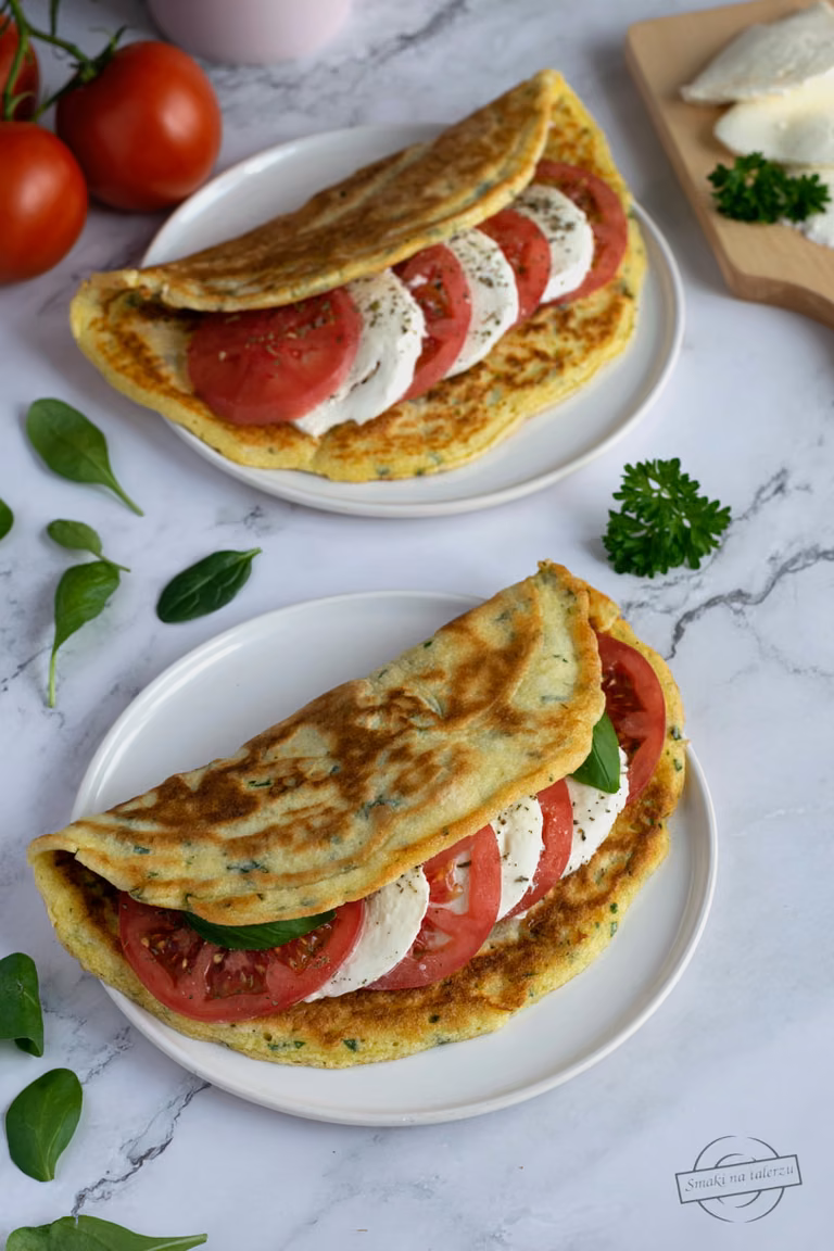 Szpinakowe naleśniki Caprese