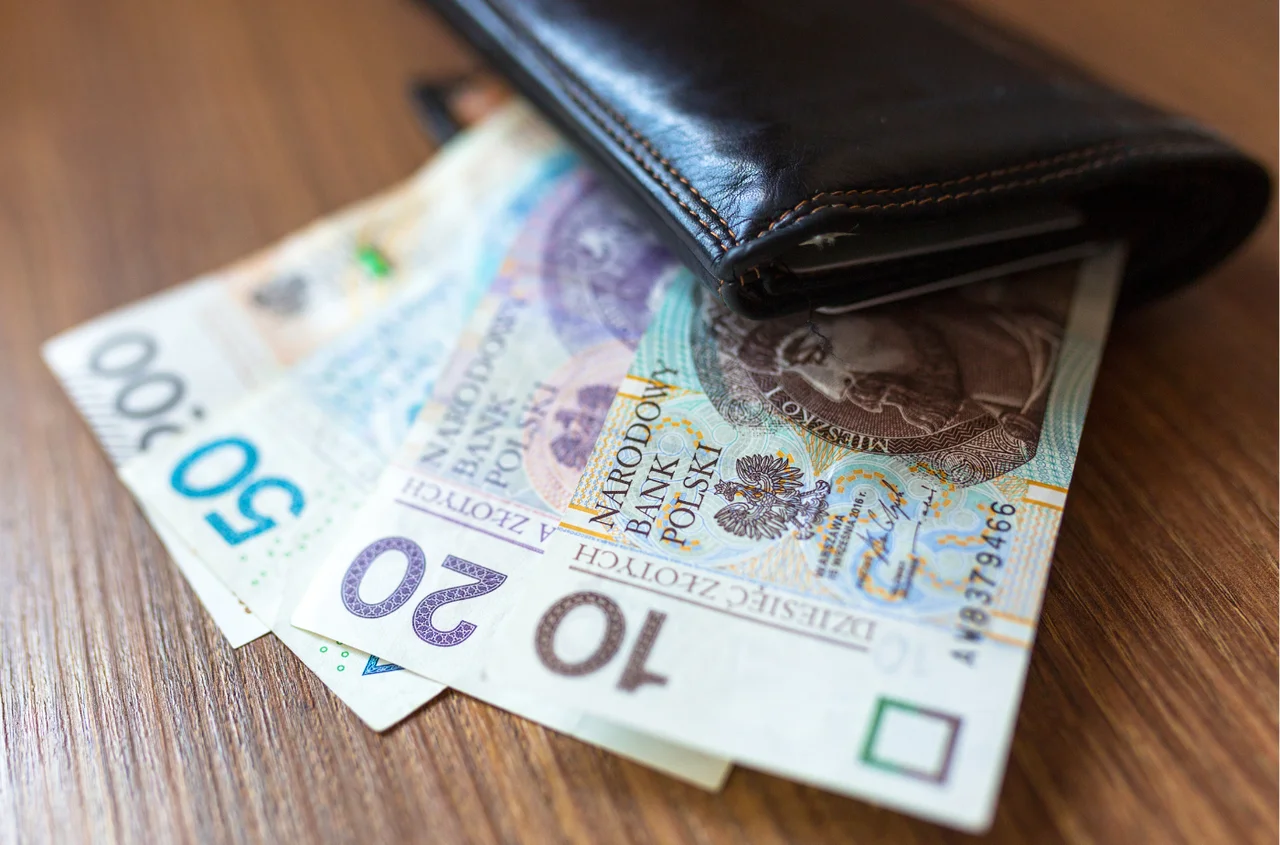 Od lipca ponad 8 tys. złotych minimalnego wynagrodzenia dla 700 tys. osób! Ci pracownicy skorzystają z podwyżek