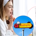 Ten fluid kosztuje w Biedronce tylko 13 zł, a efekt zachwyca! Nie podkreśla zmarszczek, bosko rozświetla i ma dobre krycie