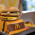 Burger Drwala 2024 - kultowa kanapka powraca! Pojawi się nowość w menu!