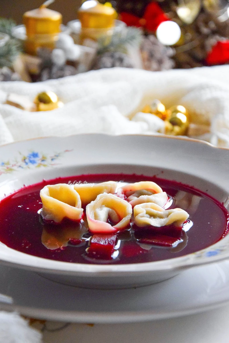 Pierogi i uszka z pieczarkami i cebulką