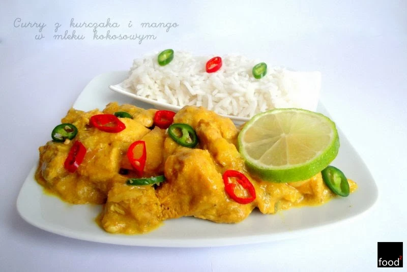 Curry z kurczaka i mango w mleku kokosowym