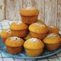 Muffinki z budyniem i malinami