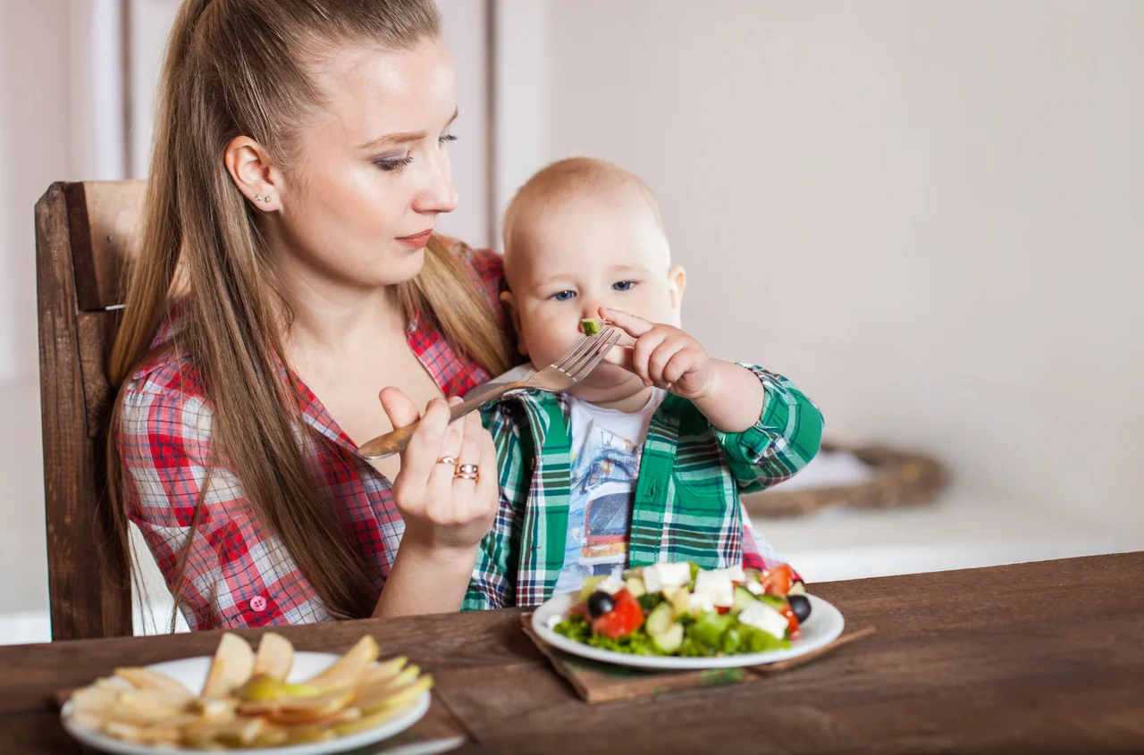 Nawet 1900 zł miesięcznie dodatkowo na dziecko! Nie trzeba rezygnować z 800 plus - świadczenia można łączyć