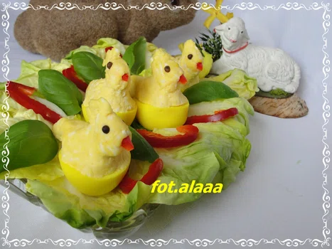 Kurczaczki z jajka