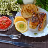Grillowane podudzia z kurczaka z dipem paprykowym.