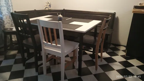 odnawianie krzeseł i stołu do kuchni