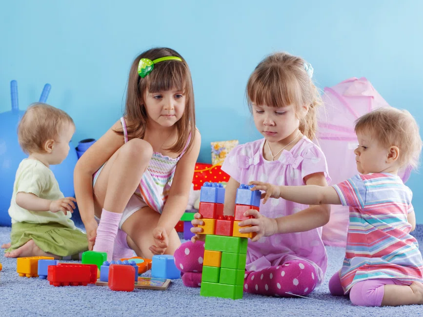 Kreatywne zabawki dla dzieci w wieku 3 - 12 lat, czyli kupić na Dzień Dziecka?