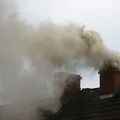 Stare "kopciuchy" lepsze niż nowoczesne systemy?! Rozgoryczeni Polacy wycofują się z eko-inwestycji!