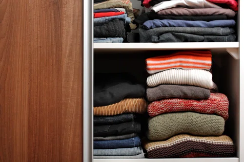 Jak sprawić aby Twoje ubrania w szafie zawsze pachniały?